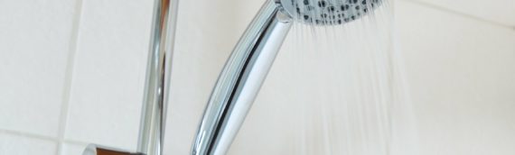 Comment nettoyer facilement votre pomme de douche